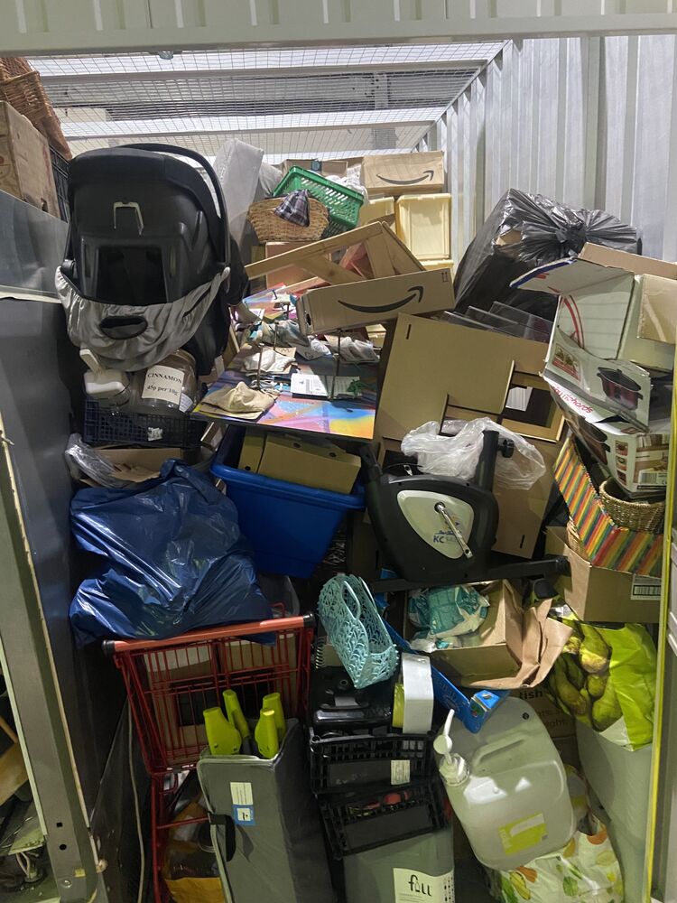 iBidOnStorage.co.uk Access Self Storage Auction 16842480947822