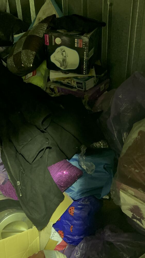 iBidOnStorage.co.uk Access Self Storage Auction 16842495956833