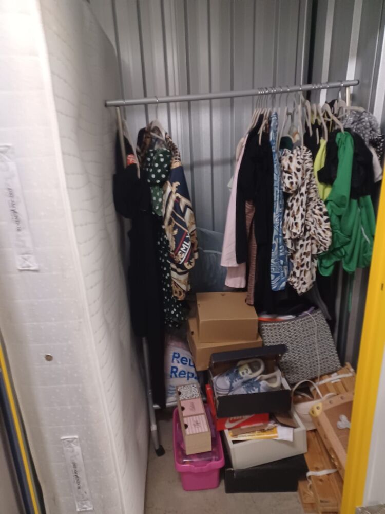 iBidOnStorage.co.uk Store First Auction 16842512517917