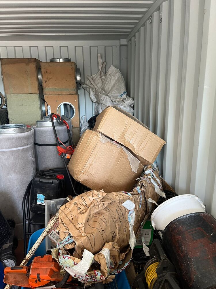 iBidOnStorage.co.uk Camel Hire Ltd Auction 16847608084384