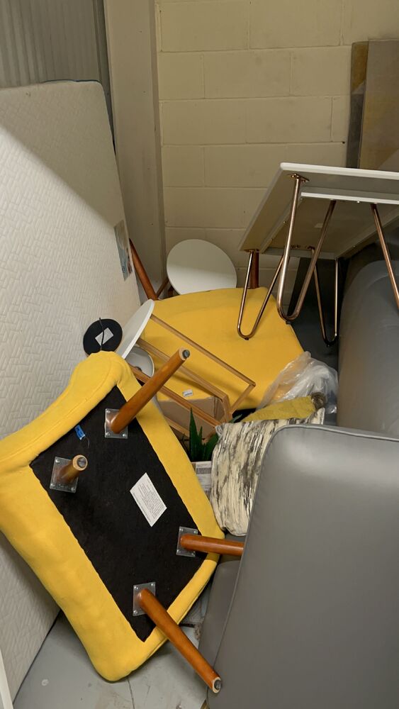 iBidOnStorage.co.uk Access Self Storage Auction 16850168445516