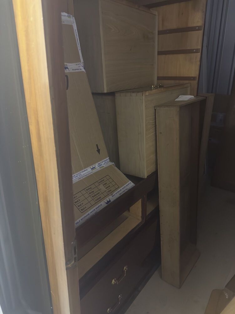 iBidOnStorage.co.uk Storage King Auction 16851004186523