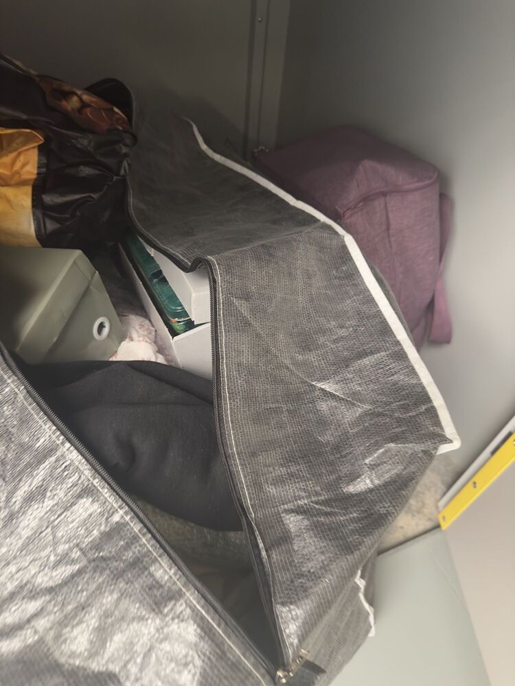 iBidOnStorage.co.uk Storage King Auction 16851075627790