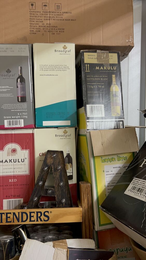 iBidOnStorage.co.uk Access Self Storage Auction 16854557178501