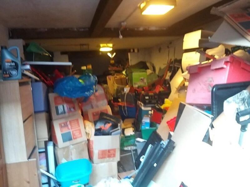 iBidOnStorage.co.uk LoknStore Auction 16855302555150