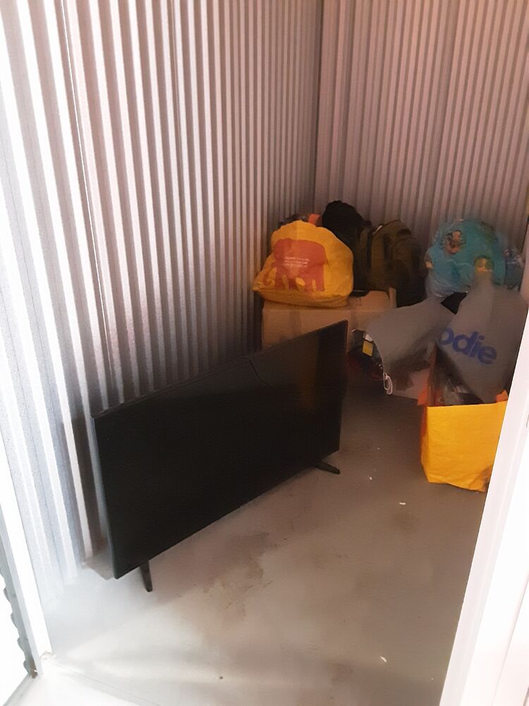 iBidOnStorage.co.uk Storage King Auction 16857242556097