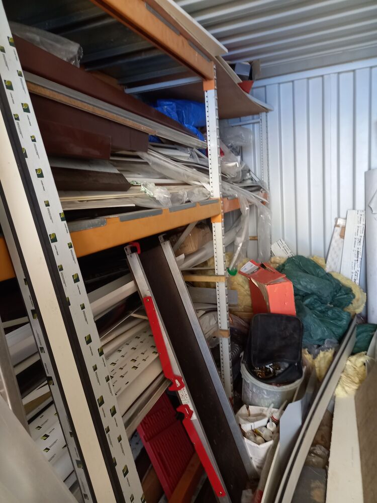 iBidOnStorage.co.uk Kings Lynn Self Storage Auction 16859635646492