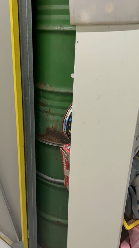 iBidOnStorage.co.uk Access Self Storage Auction 16860654797941