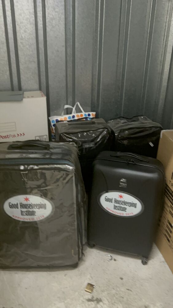 iBidOnStorage.co.uk Access Self Storage Auction 16860656738015