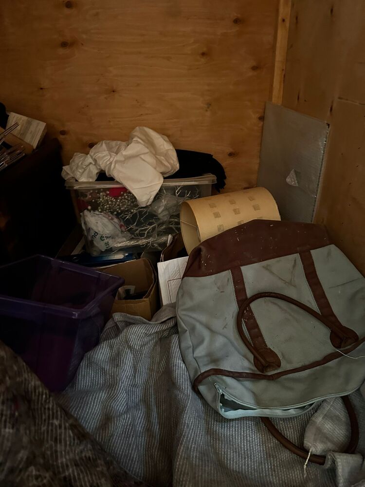 iBidOnStorage.co.uk Kellys Self Storage Auction 16863076189790