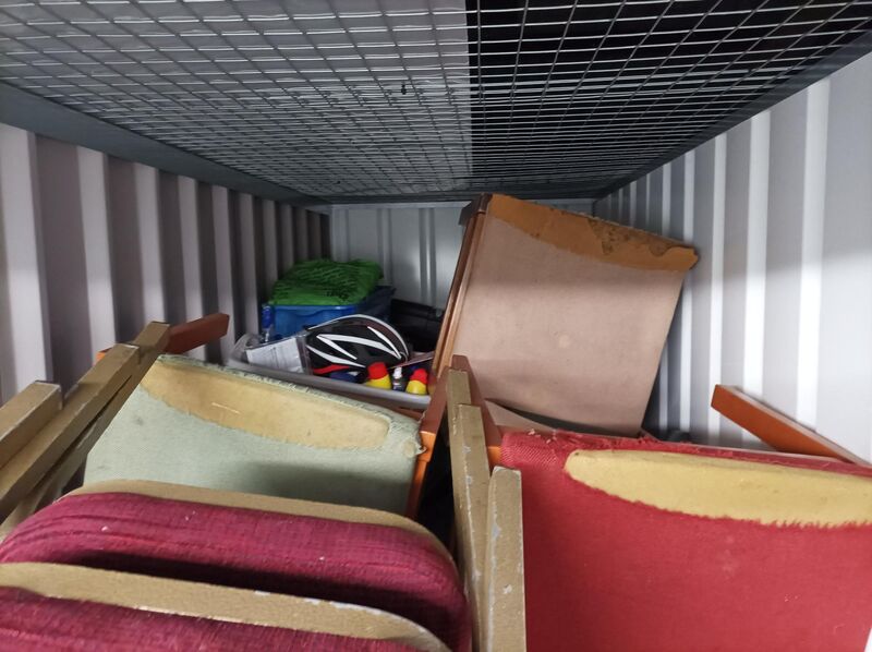 iBidOnStorage.co.uk StorageMart Auction 16866526355697