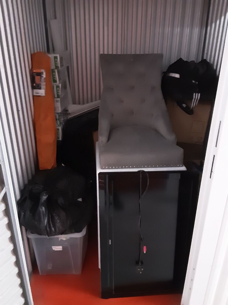 iBidOnStorage.co.uk Storage King Auction 16872735864447