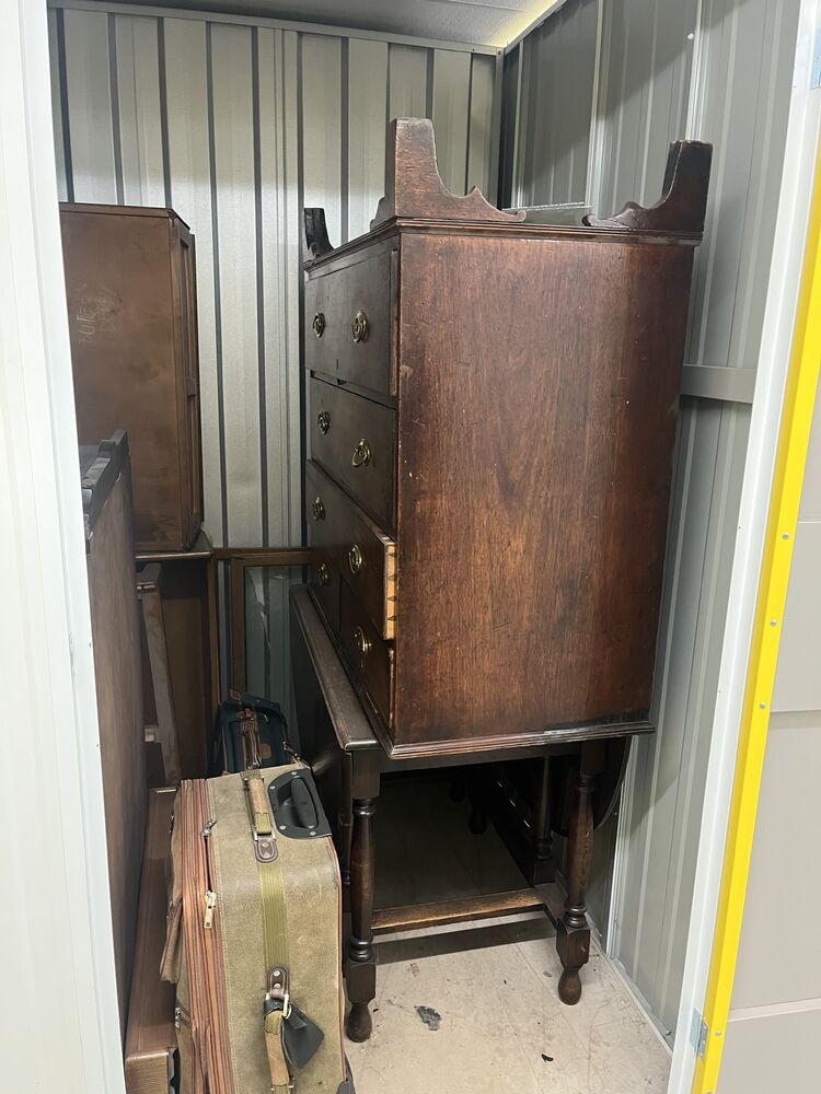 iBidOnStorage.co.uk Storage King Auction 16887303213095