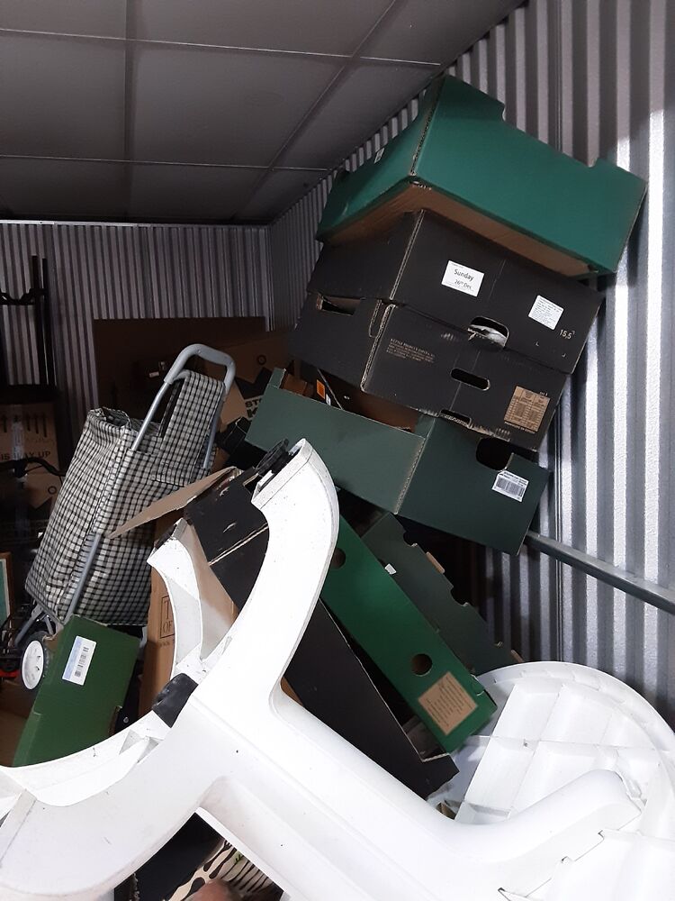 iBidOnStorage.co.uk Storage King Auction 16891582587725