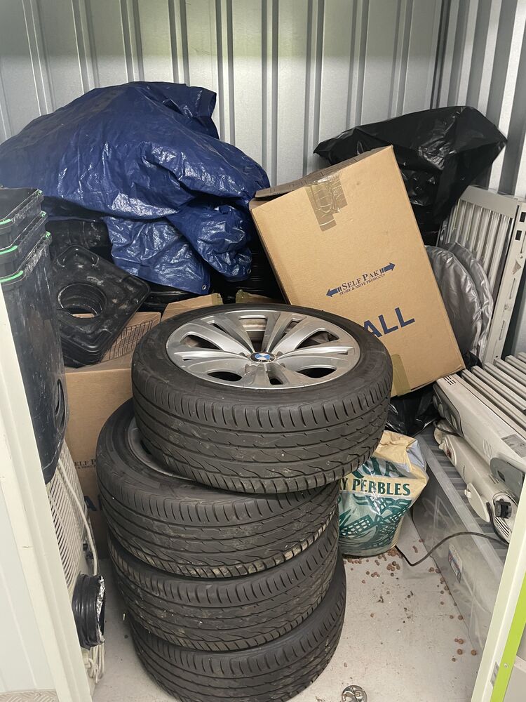 iBidOnStorage.co.uk StorageMart Auction 16908969863932