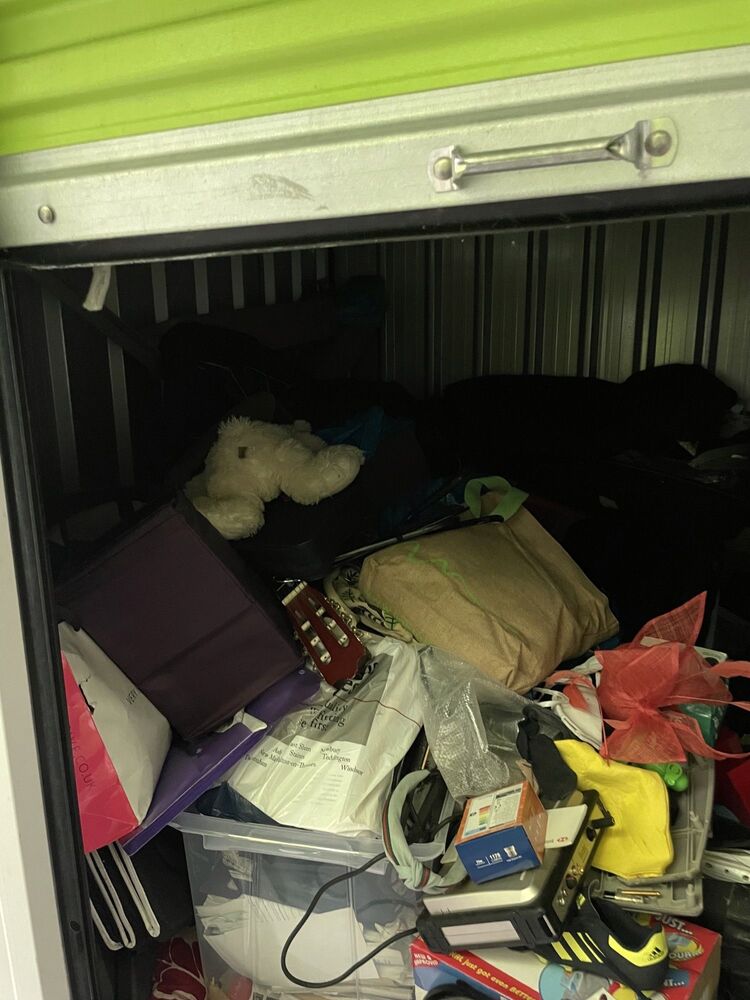 iBidOnStorage.co.uk StorageMart Auction 16914035822409