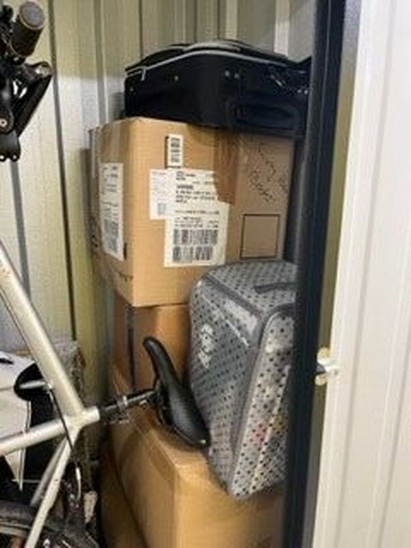 iBidOnStorage.co.uk Storage King Auction 16914946524906