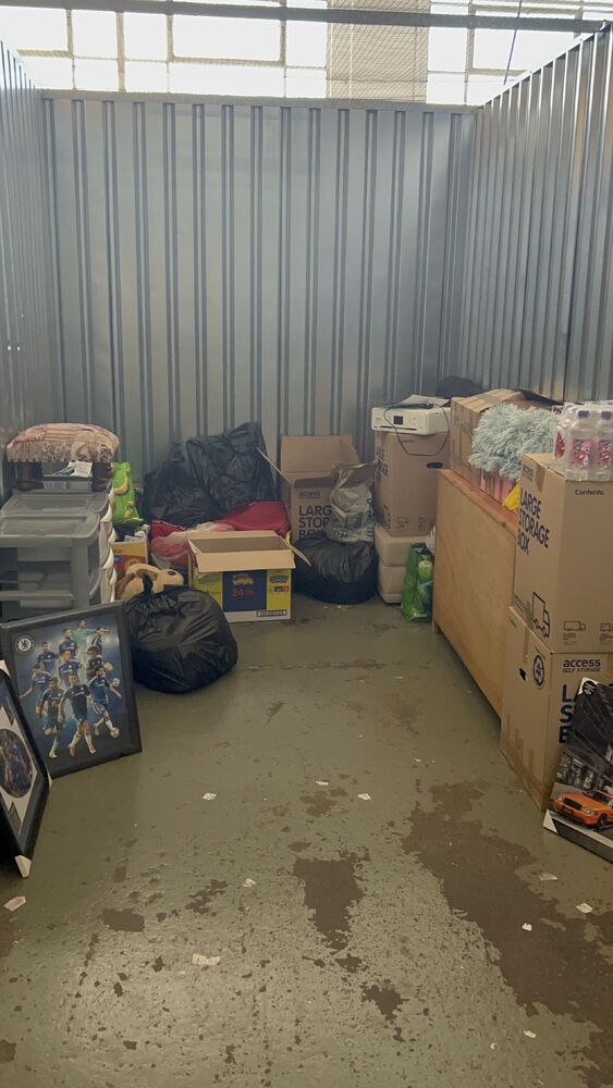 iBidOnStorage.co.uk Access Self Storage Auction 16927992705937