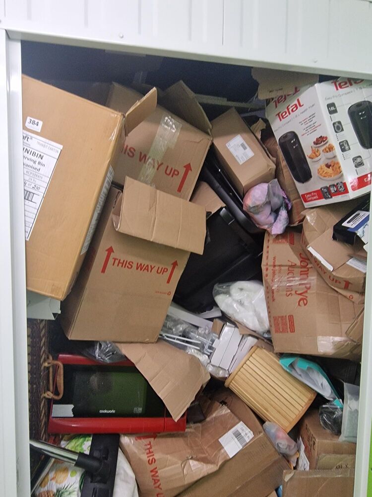 iBidOnStorage.co.uk StorageMart Auction 16933078019455