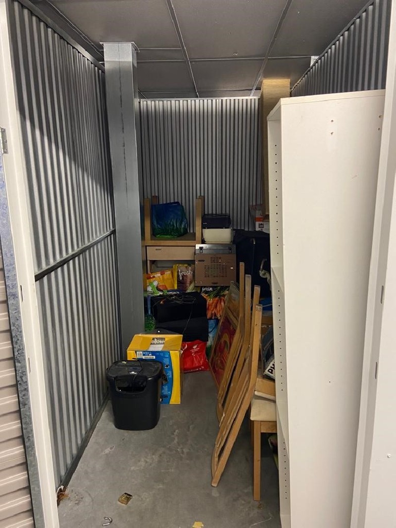 iBidOnStorage.co.uk Access Self Storage Auction 16244465137096