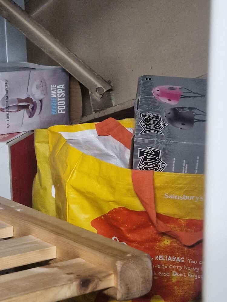 iBidOnStorage.co.uk Storage King Auction 16950355856385