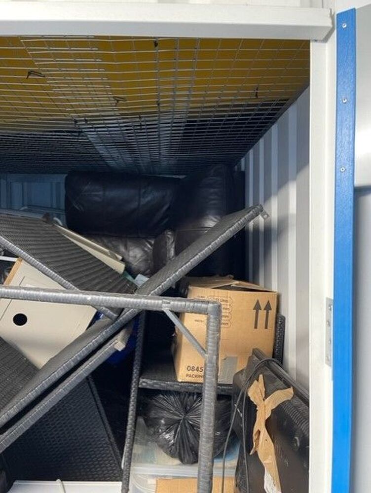 iBidOnStorage.co.uk StorageMart Auction 16951341261168