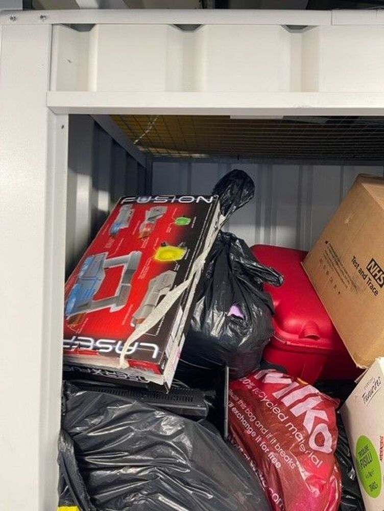 iBidOnStorage.co.uk StorageMart Auction 16951347982079