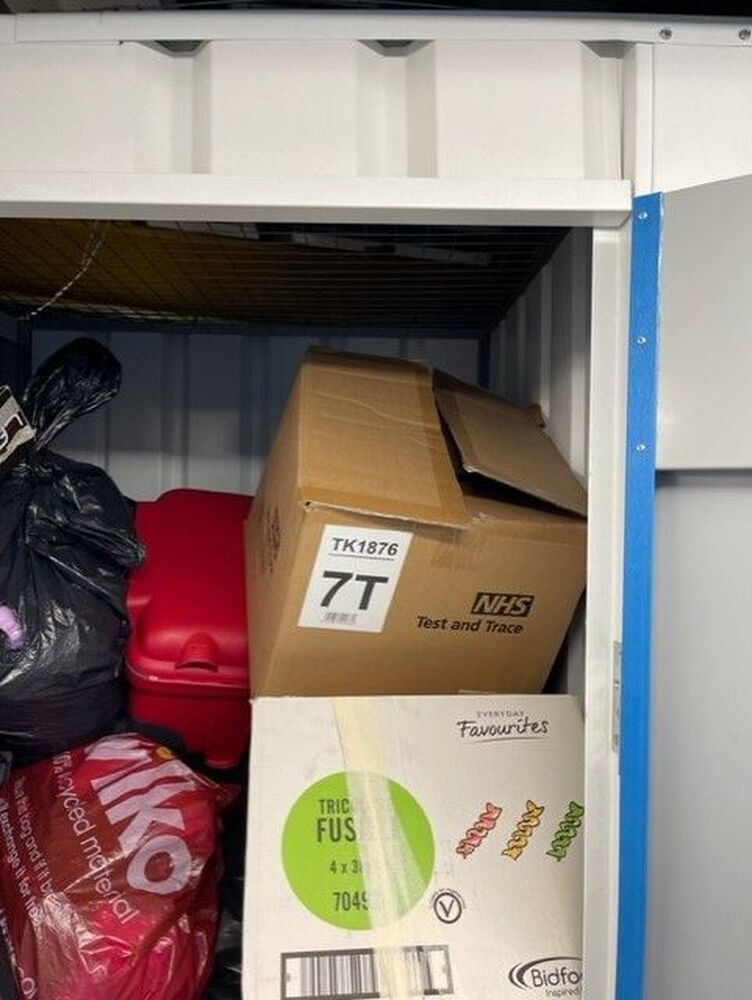 iBidOnStorage.co.uk StorageMart Auction 16951347982079