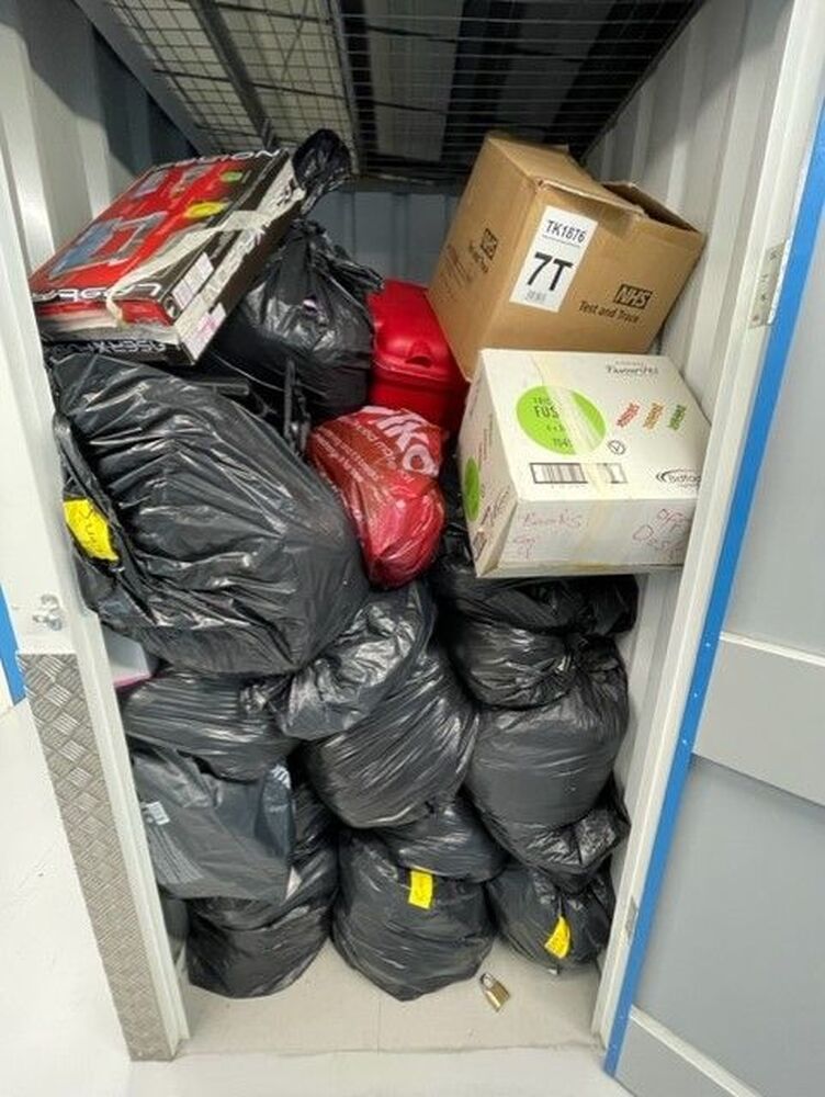 iBidOnStorage.co.uk StorageMart Auction 16951347982079