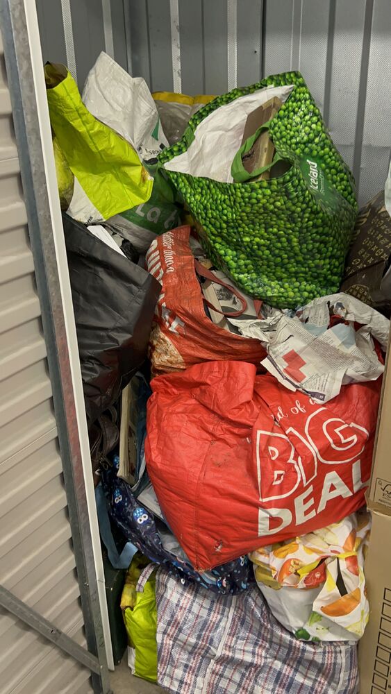 iBidOnStorage.co.uk Access Self Storage Auction 16957407848380