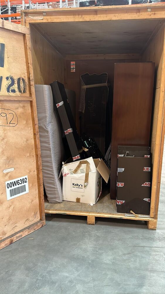 iBidOnStorage.co.uk Kellys Self Storage Auction 16972079589660