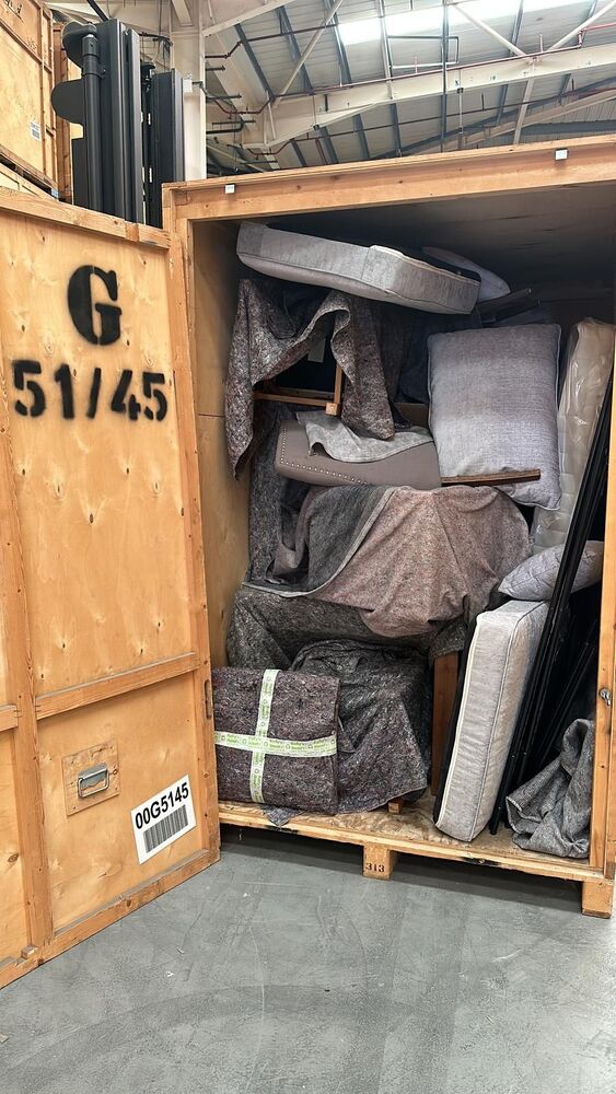 iBidOnStorage.co.uk Kellys Self Storage Auction 16972090405622