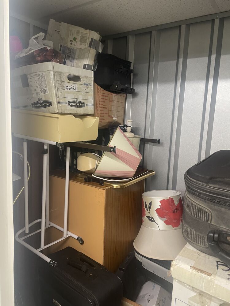 iBidOnStorage.co.uk StorageMart Auction 16976197055717