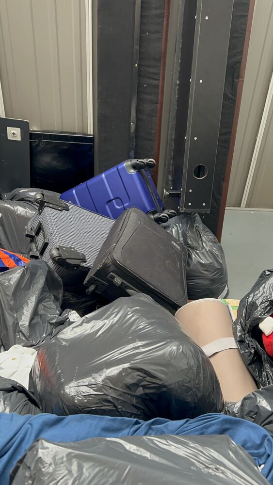 iBidOnStorage.co.uk Access Self Storage Auction 16981466339157