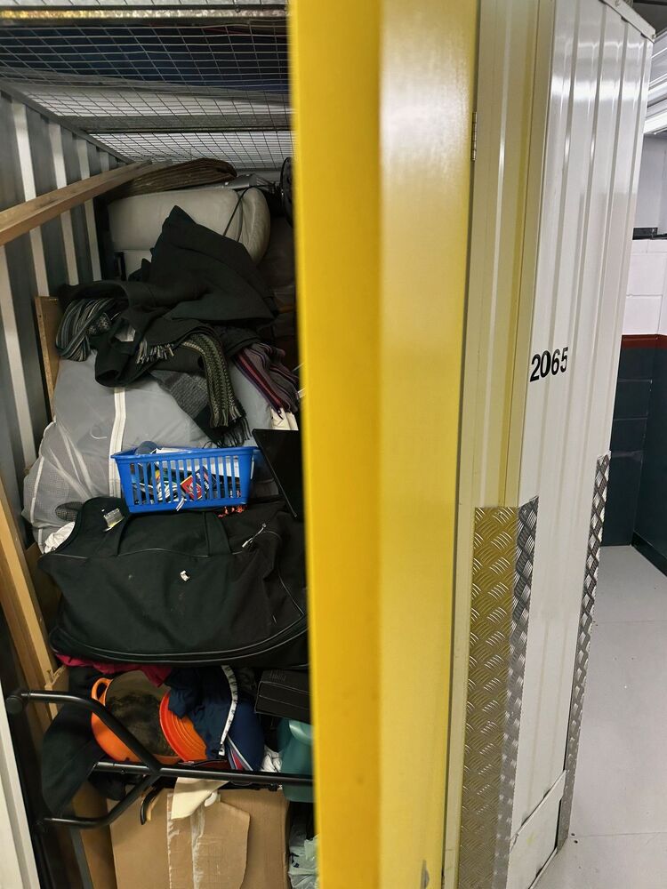 iBidOnStorage.co.uk StorageMart Auction 16984004953013