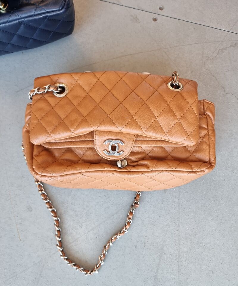 iBidOnStorage.co.uk LoknStore Auction 16986807891049