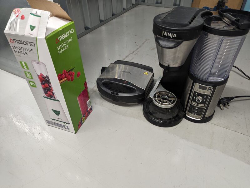 iBidOnStorage.co.uk Storage King Auction 16993878285294