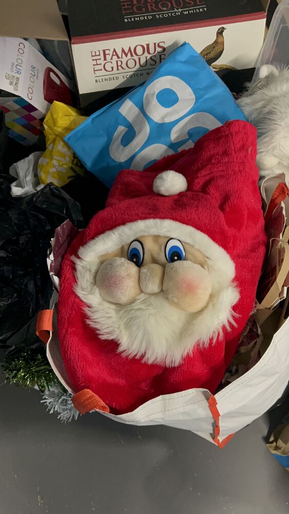 iBidOnStorage.co.uk Access Self Storage Auction 16994613192346