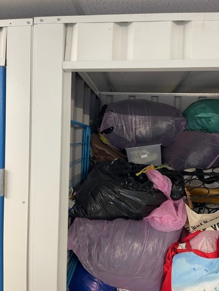 iBidOnStorage.co.uk StorageMart Auction 17030838616329