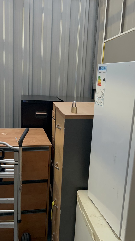 iBidOnStorage.co.uk Access Self Storage Auction 17038534788195