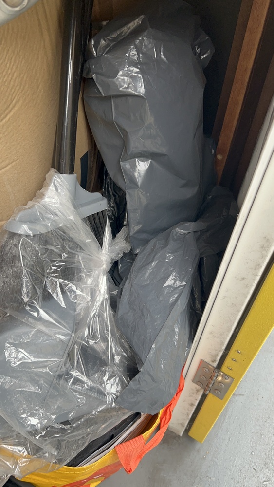 iBidOnStorage.co.uk Access Self Storage Auction 17053331717863