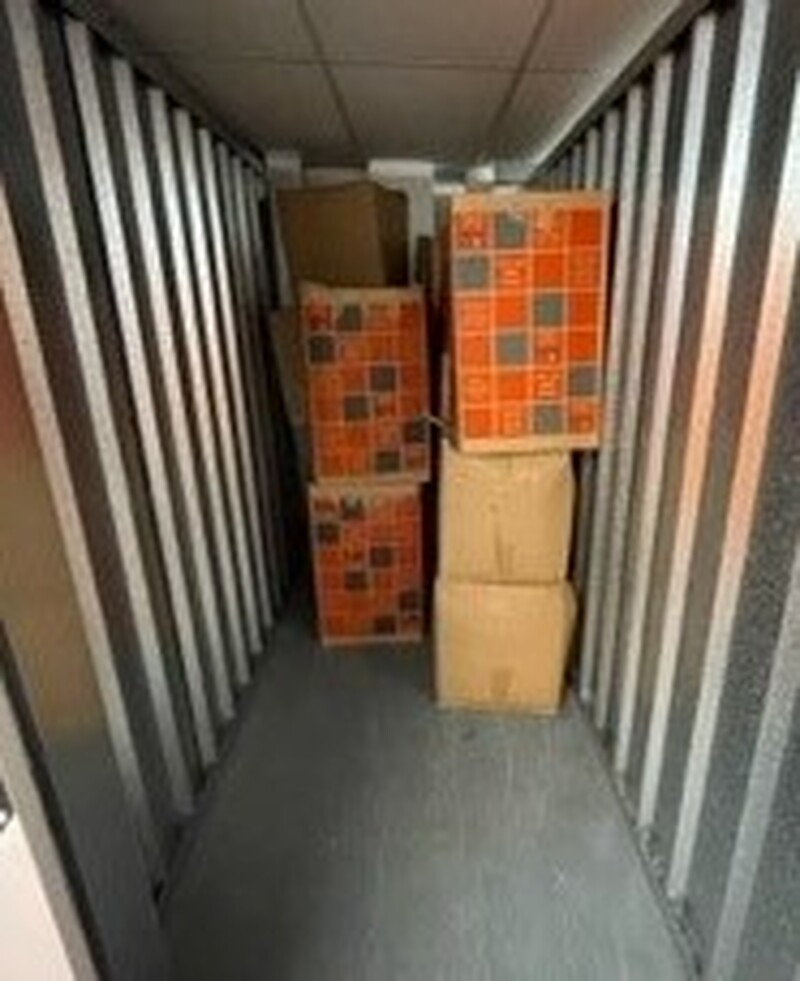 iBidOnStorage.co.uk LoknStore Auction 17054145855092