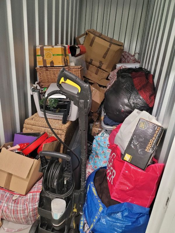 iBidOnStorage.co.uk StorageMart Auction 16293864423885