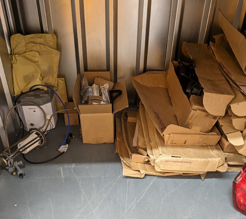 iBidOnStorage.co.uk LoknStore Auction 17059157265153