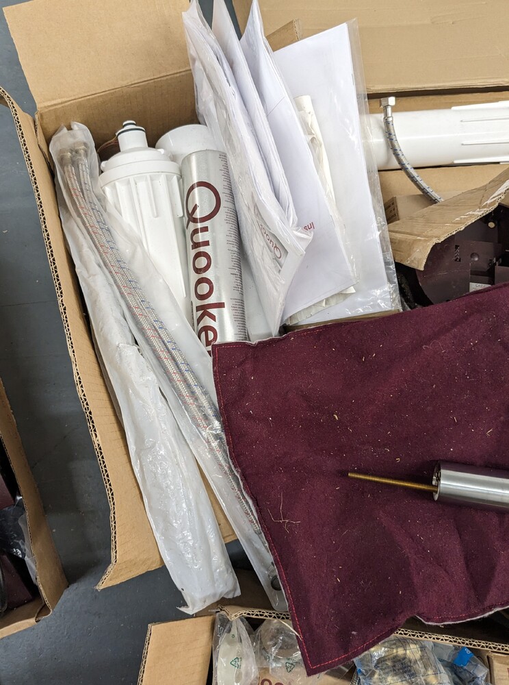 iBidOnStorage.co.uk LoknStore Auction 17059157265153