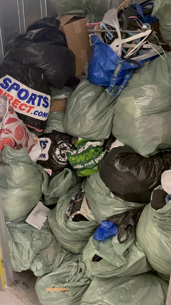 iBidOnStorage.co.uk Access Self Storage Auction 17060089854341