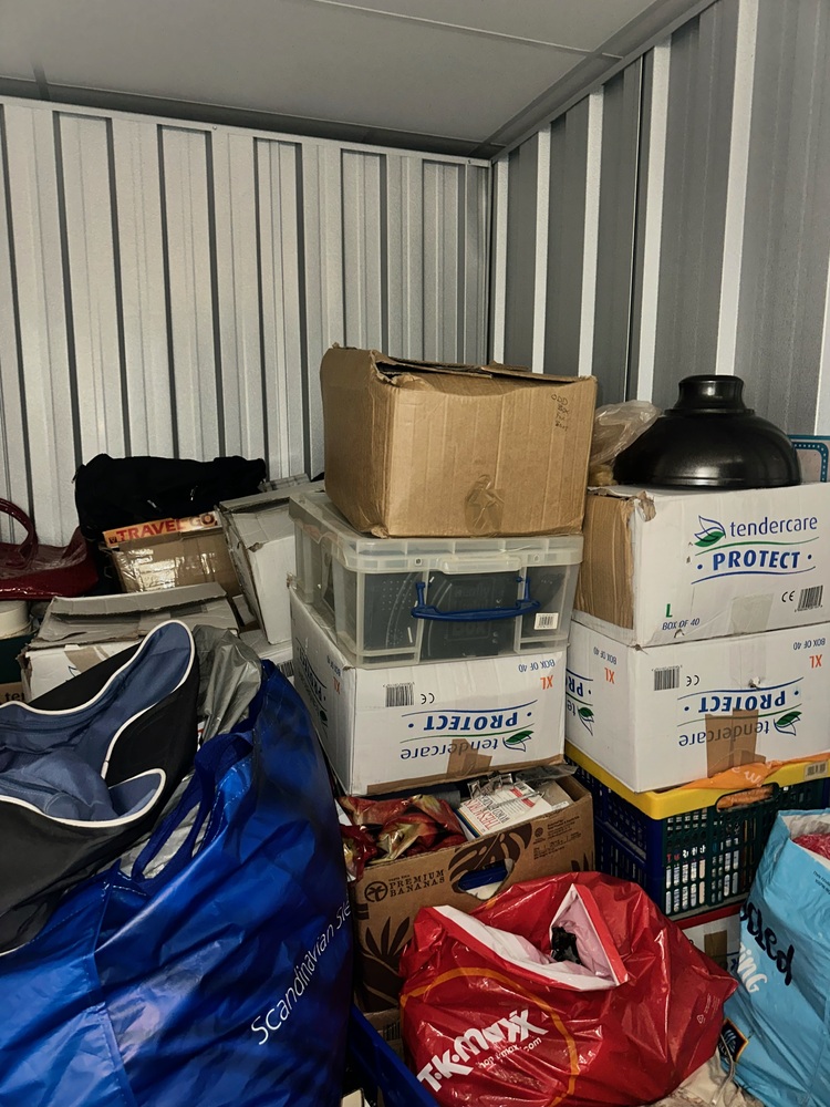 iBidOnStorage.co.uk Store First Auction 17065474062882