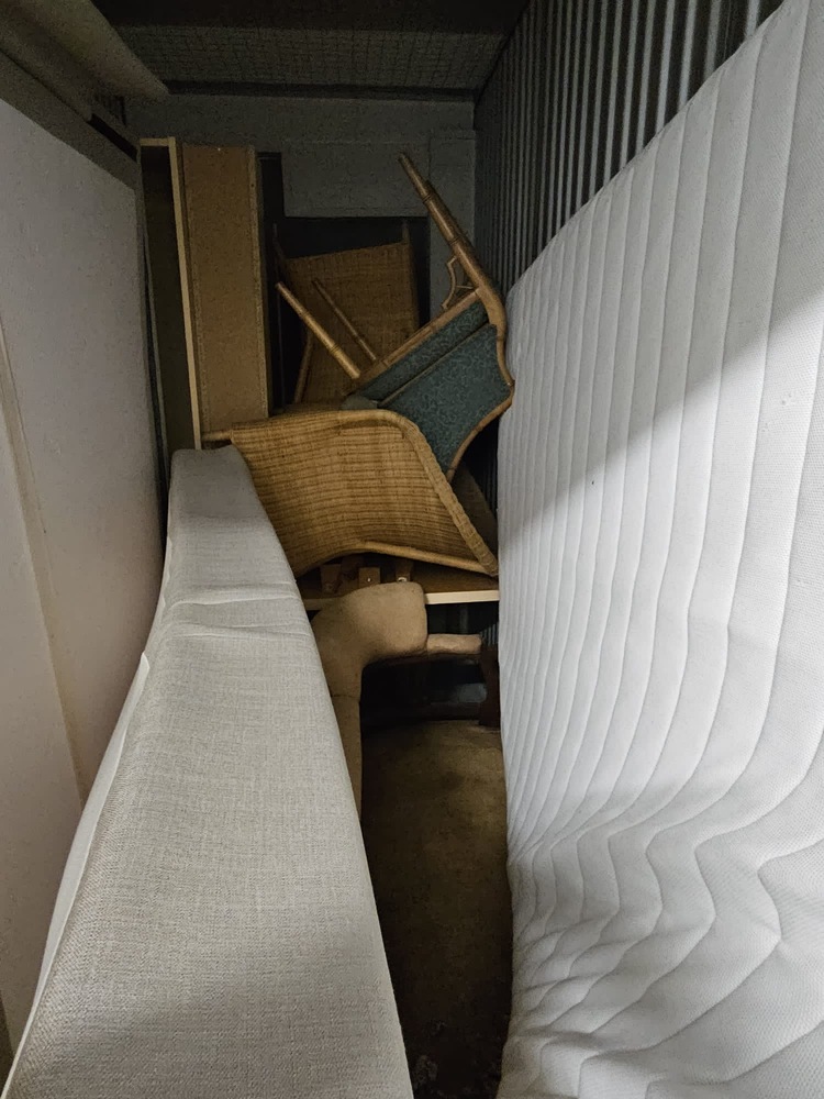 iBidOnStorage.co.uk Access Self Storage Auction 17066170322470