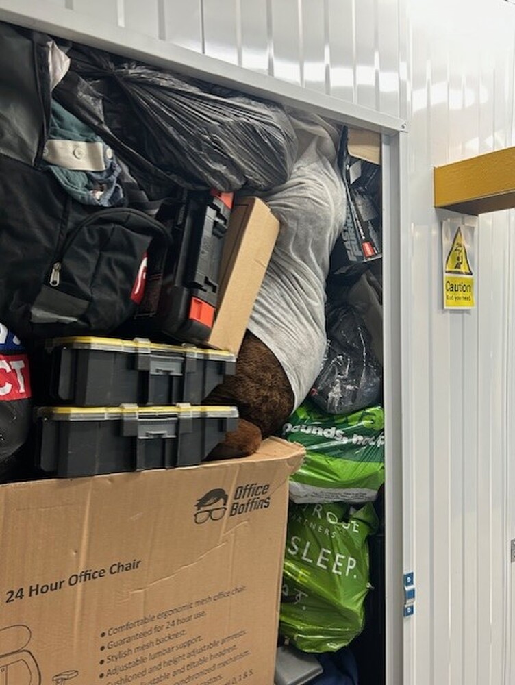 iBidOnStorage.co.uk StorageMart Auction 17083443016731