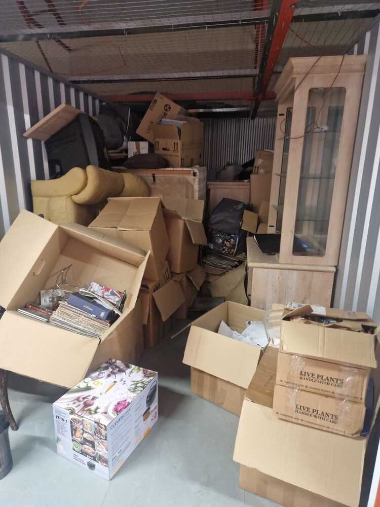 iBidOnStorage.co.uk Storage King Auction 17086199128860